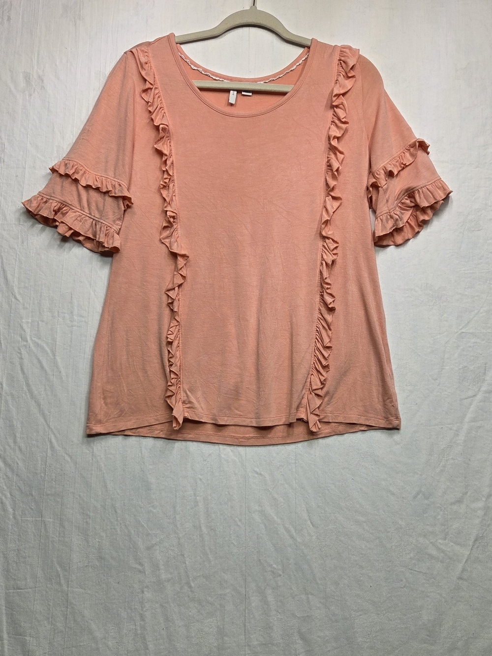 Women's Peach Ruffle Sleeve Short-Sleeve Tee. Size S. #0253